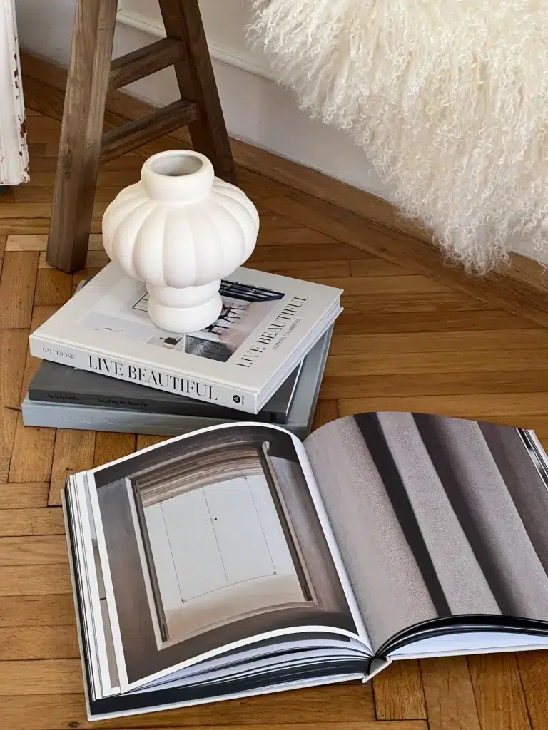 Louise Roe Balloon Vase